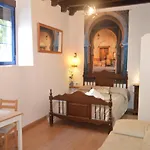 Alcazar Viejo Parking Tourist *