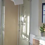 Alcazar Viejo Parking Tourist Apartament *