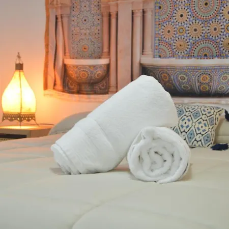 Alcazar Viejo Parking Tourist Апартаменты Кордова