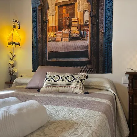 Alcazar Viejo Parking Tourist Apartamento *