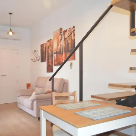 Alcazar Viejo Parking Tourist Apartment Cordoba