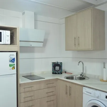 Alcazar Viejo Parking Tourist Apartment Cordoba