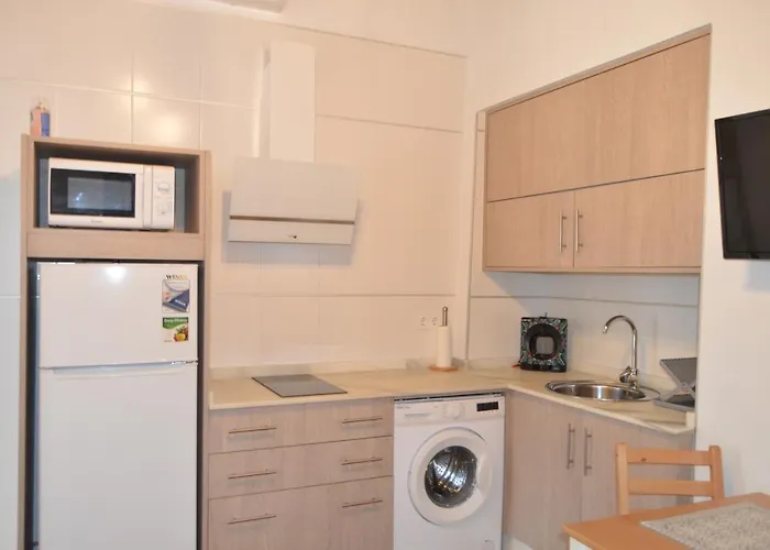 Alcazar Viejo Parking Tourist * Córdoba